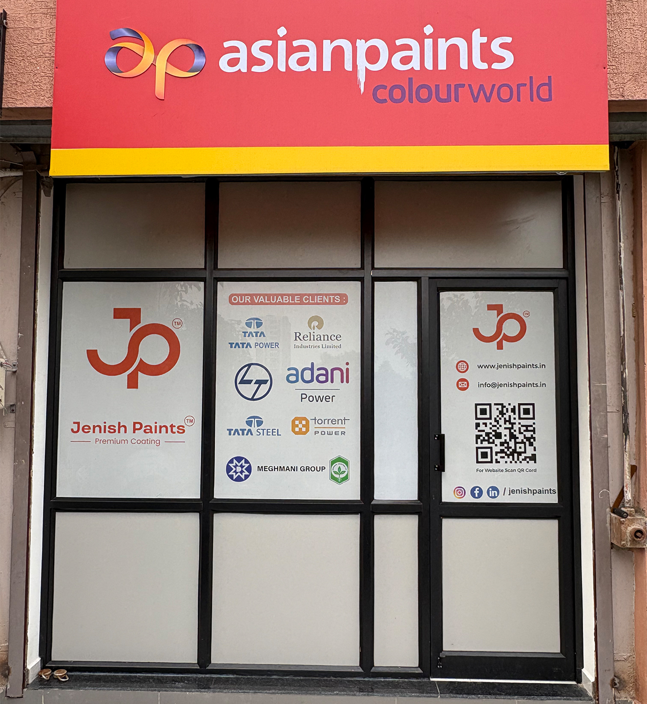 Jenish-Paints-home-Image